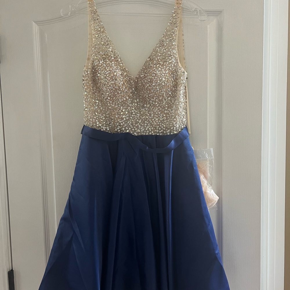 NWT Navy and Silver Dress Size Small